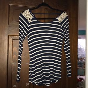 Striped and laced long sleeve shirt